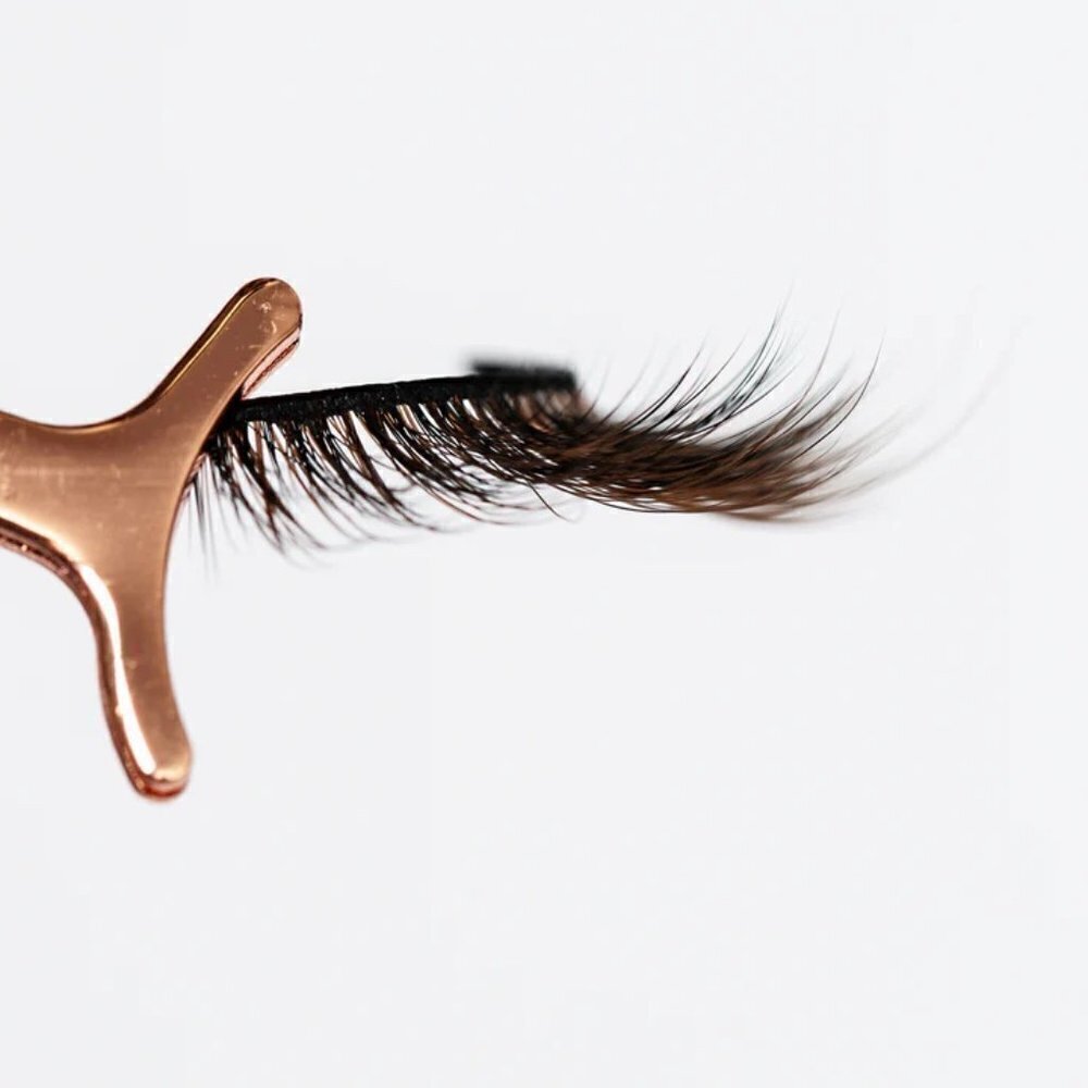Ombri Two-Toned Faux Mink Lashes, NIB